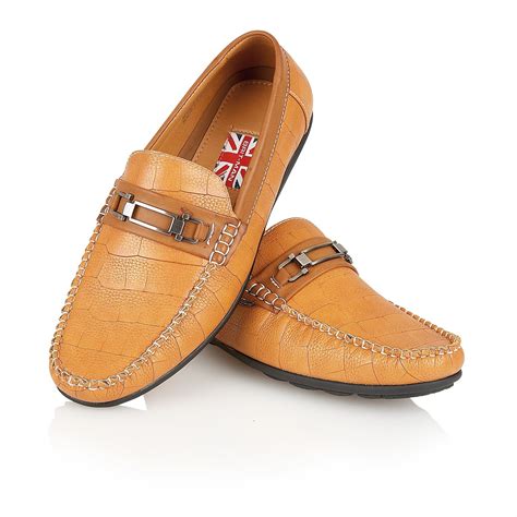 Men's leather Loafers and Moccasins .